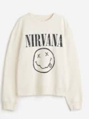 H&M Nirvana printed Crewneck Sweatshirt Cream